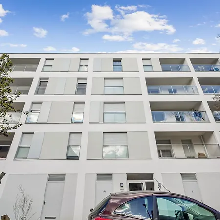 Chic Neuf Pres De Paris Apartamento