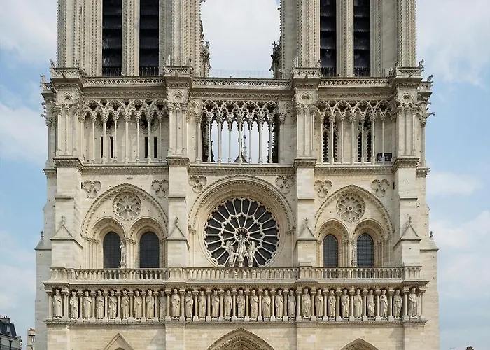 Chic Neuf Pres De Paris דירה *